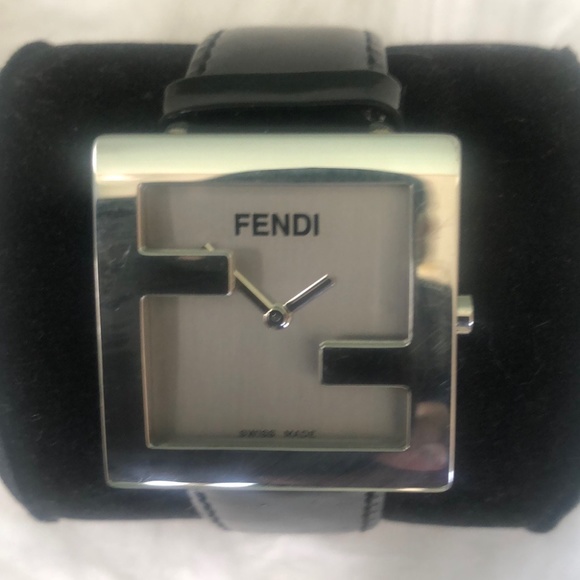 FENDI Women\'s 4000L Watch  (  Authentic  ) / COA main image 12